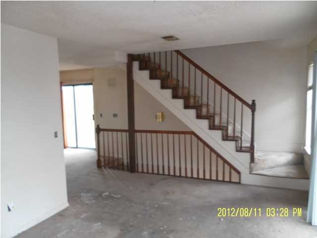22 Moreno Point Road, Unit 5 Destin, FL 32541 - Photo 2 of 11 Gallery Image 2