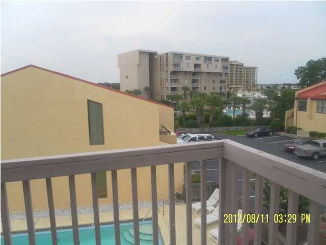 22 Moreno Point Road, Unit 5 Destin, FL 32541 - Photo 8 of 11 Gallery Image 8