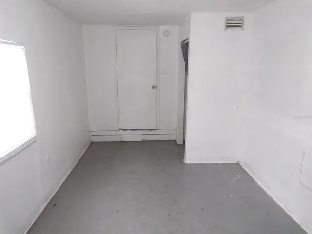 $1,795 | 3934 40th Avenue North, St. Petersburg, FL 33714