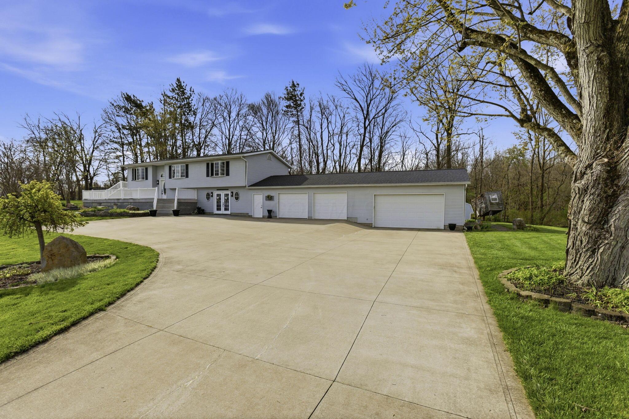12830 New Delaware Road Mount Vernon, OH 43050 - Photo 4 of 47 12830-new-delaware-rd-mt-vernon-oh-adu-