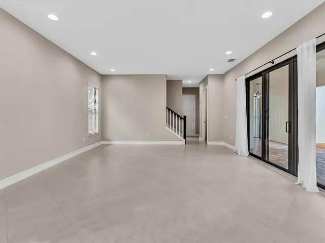 $10,900 | 10630 Southwest 55th Street, Cooper City, FL 33328