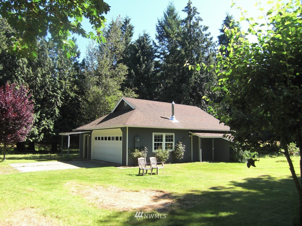 2301 East Pole Road Everson, WA 98247 - Photo 1 of 18