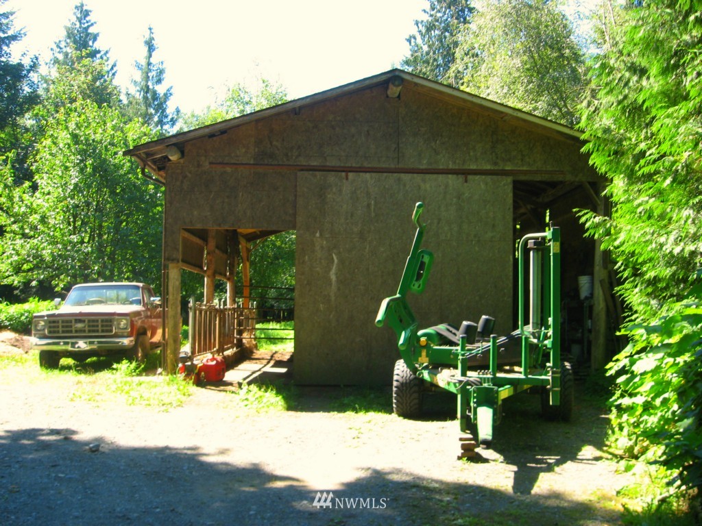 2301 East Pole Road Everson, WA 98247 - Photo 5 of 18