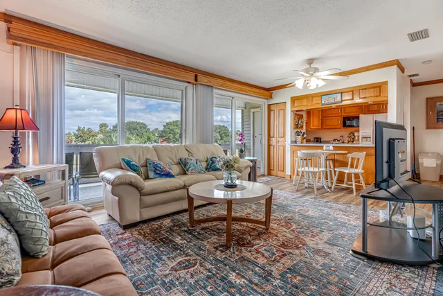 $219,900 | 4000 Gulf Terrace Drive, Unit 257, Destin, FL 32541