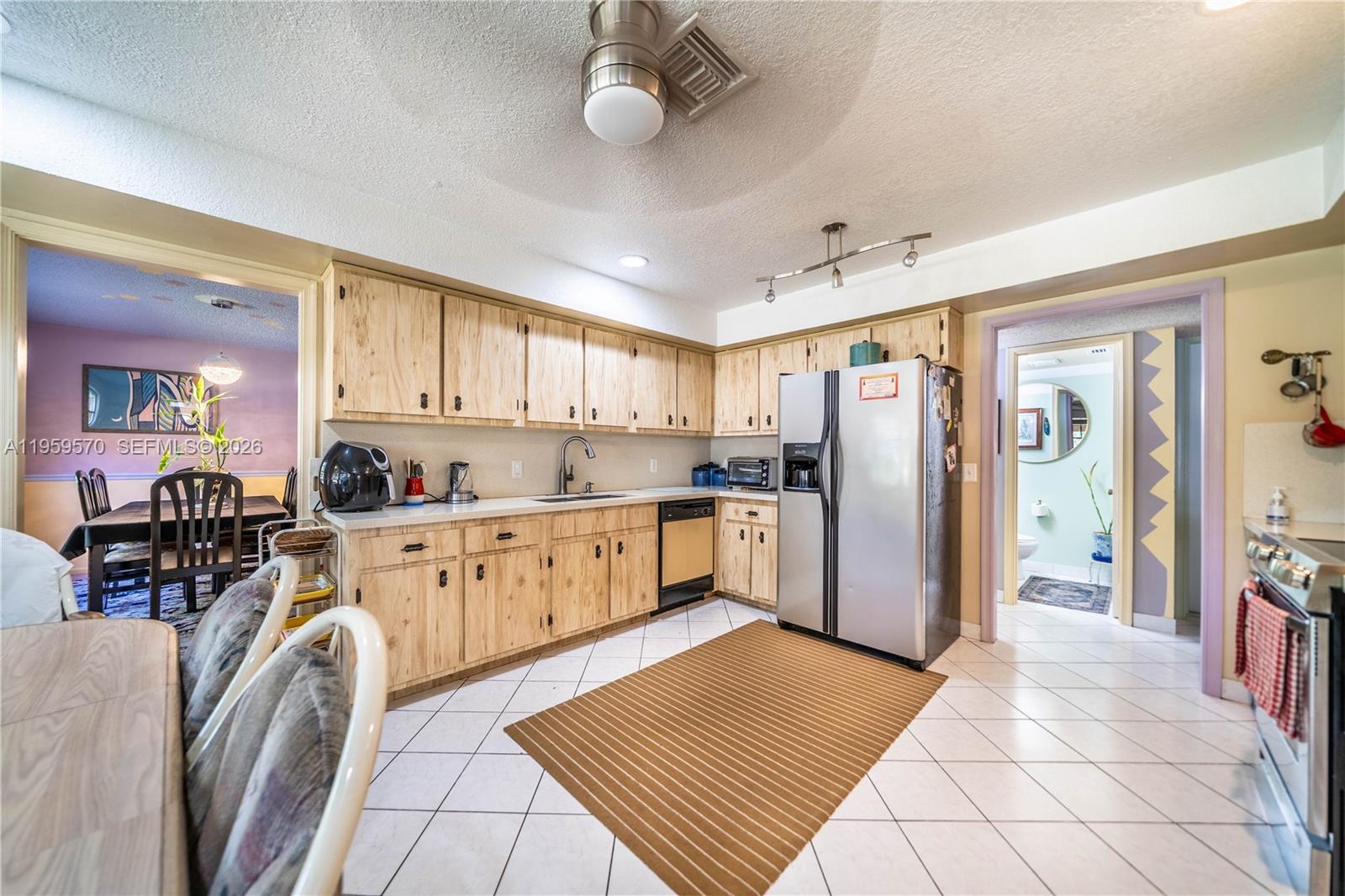 6337 Southwest 32nd Street Miramar, FL 33023 - Photo 11 of 51