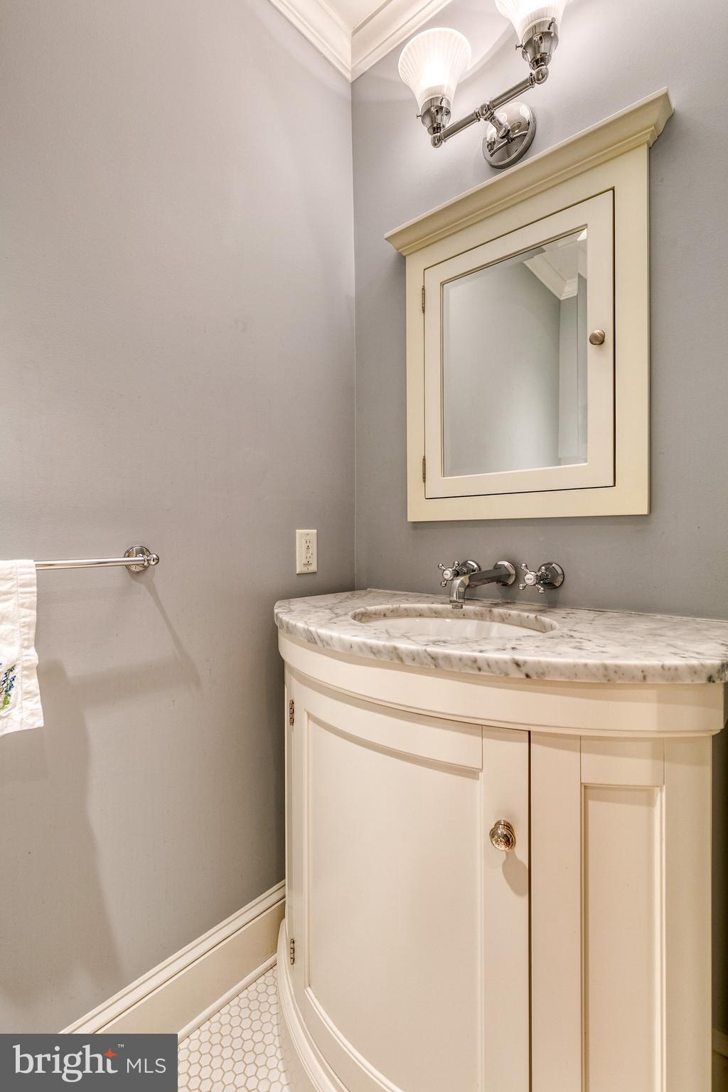 204 St Dunstans Road Baltimore, MD 21212 - Photo 24 of 69