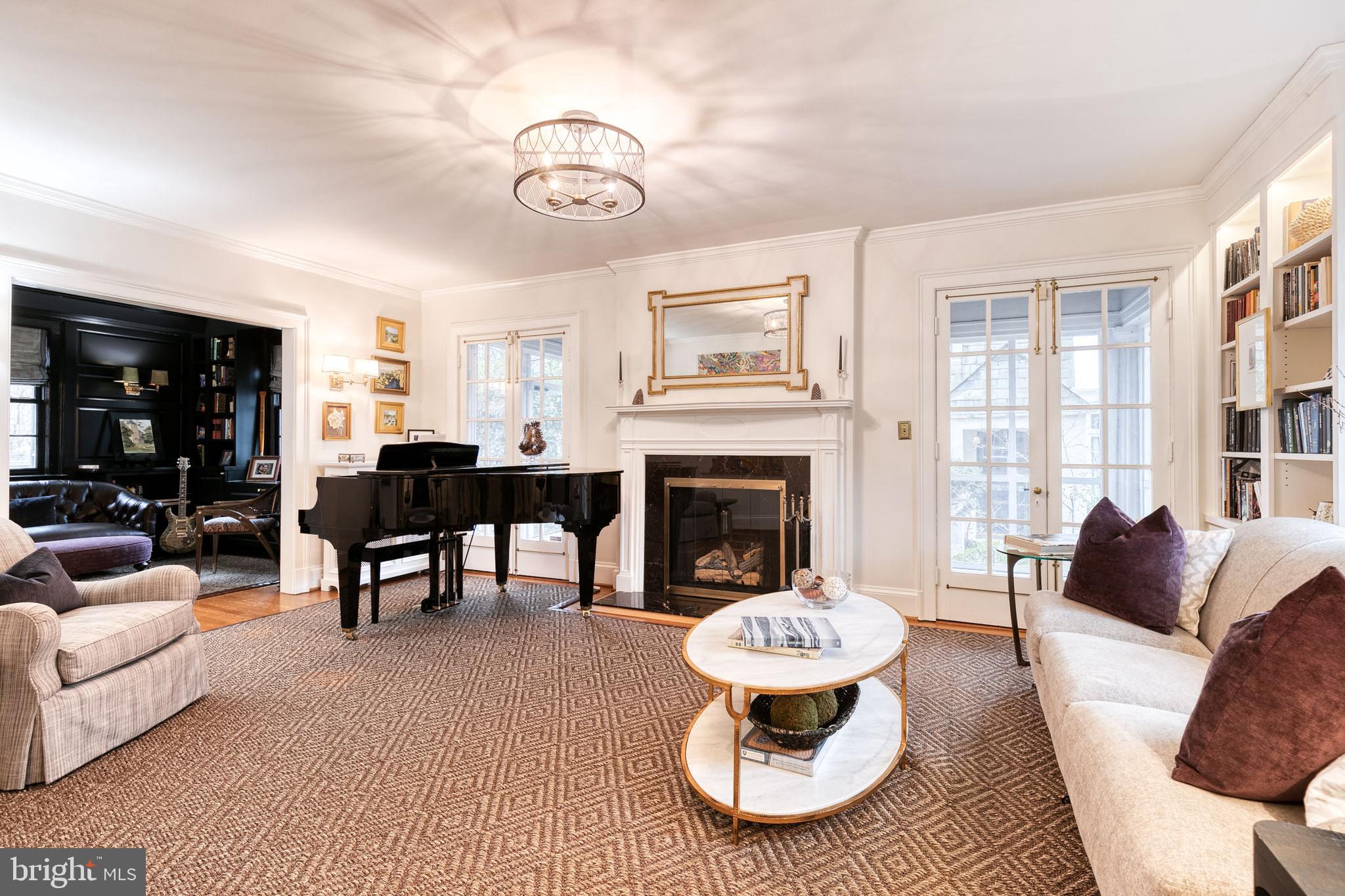 204 St Dunstans Road Baltimore, MD 21212 - Photo 3 of 69