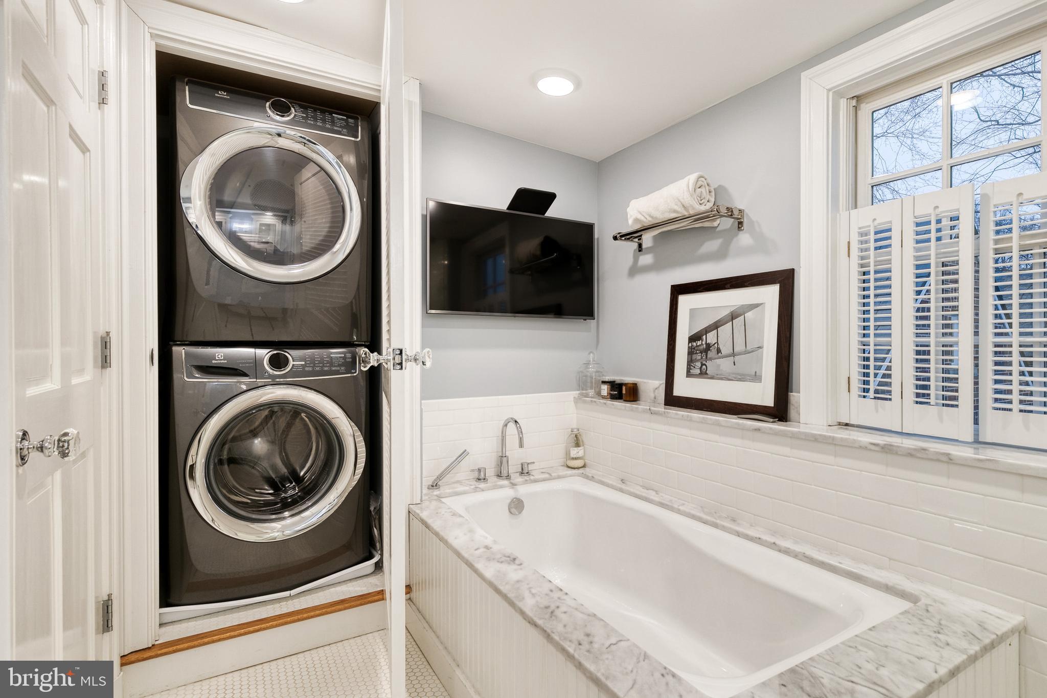 204 St Dunstans Road Baltimore, MD 21212 - Photo 36 of 69