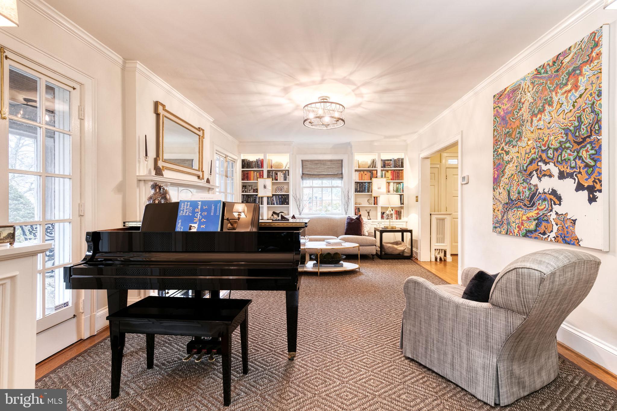 204 St Dunstans Road Baltimore, MD 21212 - Photo 6 of 69