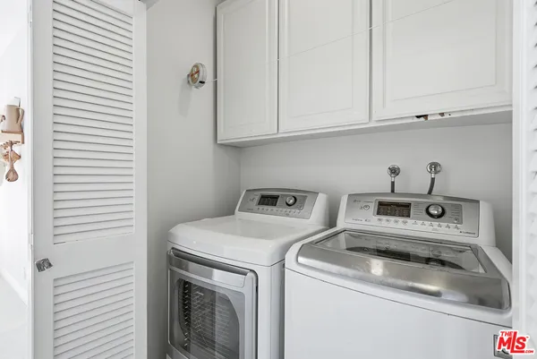 $1,149,000 | 5625 Cambridge Way, Unit 204, Culver City, CA 90230