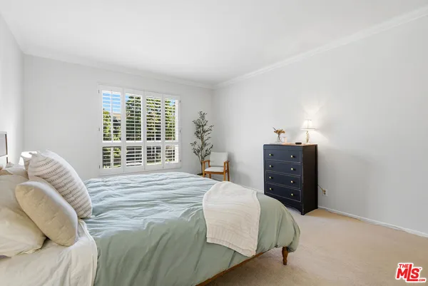 $1,149,000 | 5625 Cambridge Way, Unit 204, Culver City, CA 90230