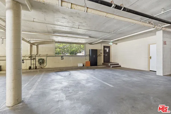 $1,149,000 | 5625 Cambridge Way, Unit 204, Culver City, CA 90230