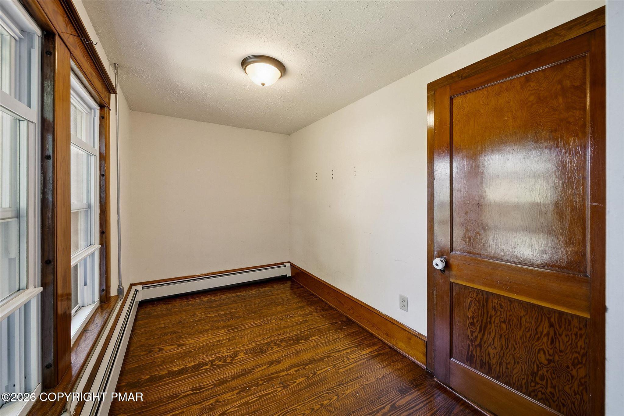 116 Corner Road Gilbert, PA 18331 - Photo 36 of 53 36-HomeView_Media-116_Corner_Rd