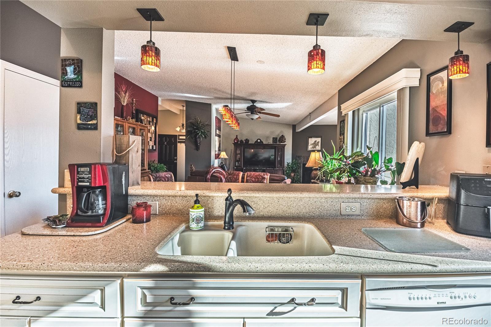 1126 Fontmore Road, Unit C Colorado Springs, CO 80904 - Photo 18 of 35