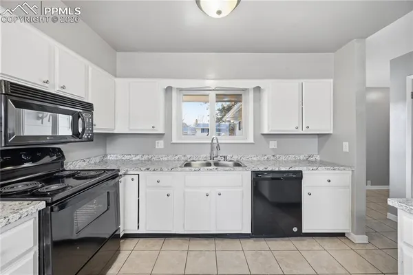 $376,000 | 1014 Fosdick Drive, Colorado Springs, CO 80909