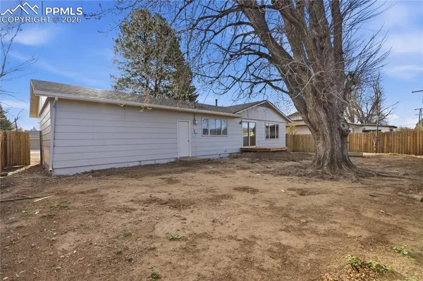 $376,000 | 1014 Fosdick Drive, Colorado Springs, CO 80909