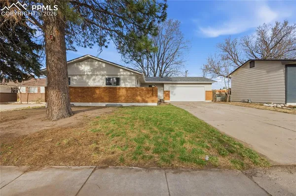 $376,000 | 1014 Fosdick Drive, Colorado Springs, CO 80909