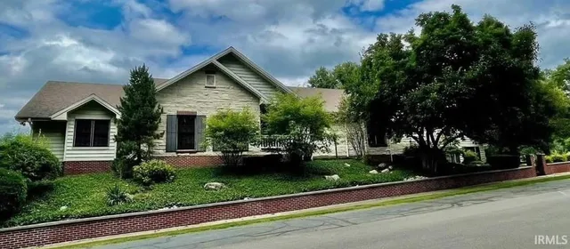 $520,000 | 1111 Washington Street, Covington, IN 47932