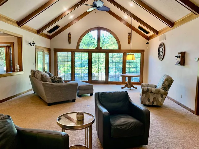 $520,000 | 1111 Washington Street, Covington, IN 47932