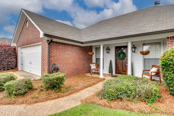 $264,900 | 317 Greensboro Drive, Brandon, MS 39047