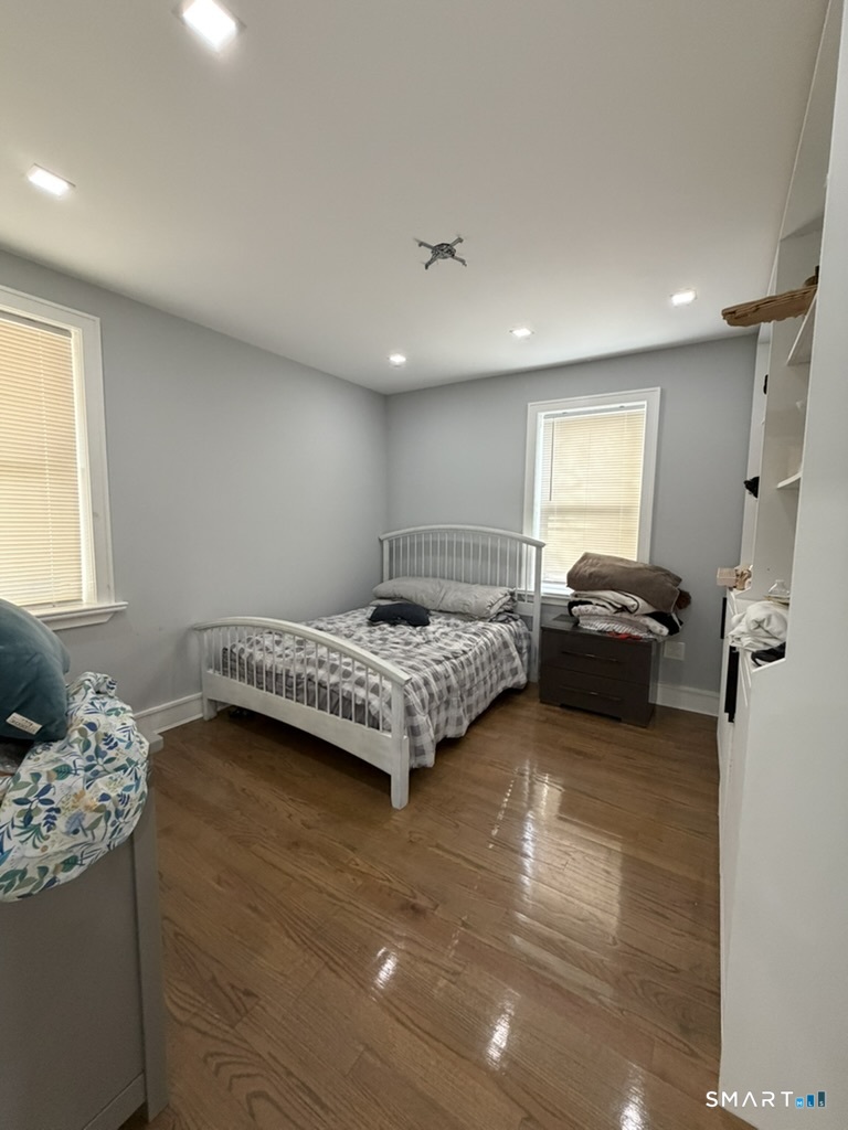 2964 State Street Hamden, CT 06517 - Photo 11 of 28