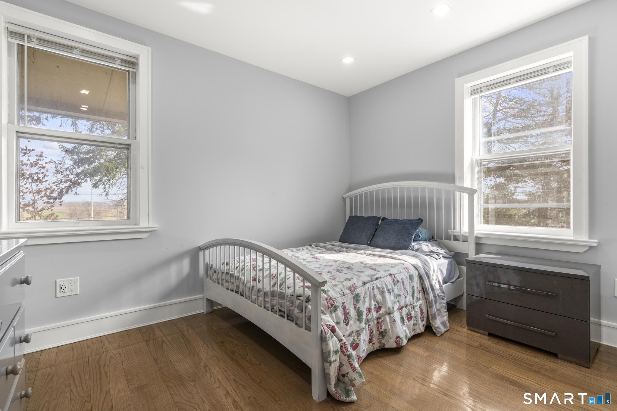 2964 State Street Hamden, CT 06517 - Photo 12 of 37