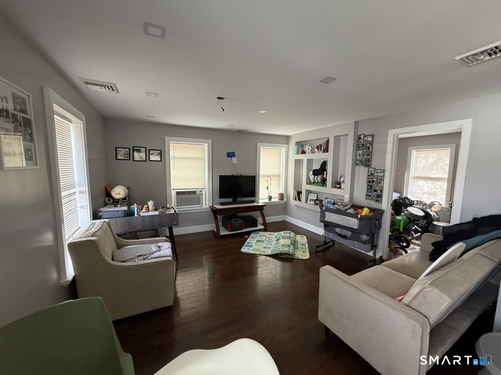 2964 State Street Hamden, CT 06517 - Photo 20 of 28