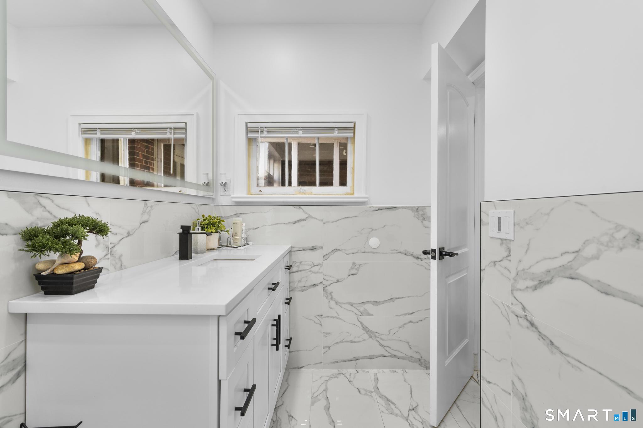 2964 State Street Hamden, CT 06517 - Photo 23 of 37