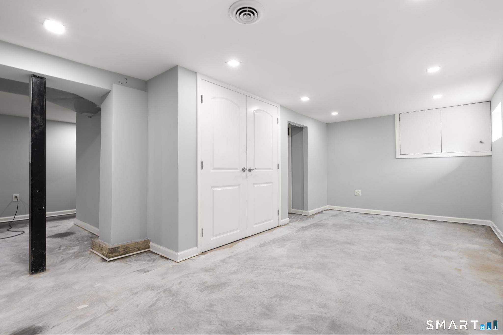 2964 State Street Hamden, CT 06517 - Photo 28 of 37