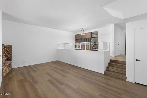 $3,300 | 697 East California Boulevard, Unit 6, Pasadena, CA 91106