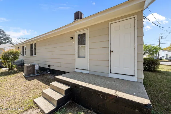 $275,000 | 2266-2268 Onslow Drive, Jacksonville, NC 28540