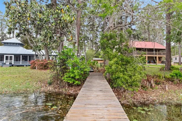 $425,000 | 299 Riley Lake Drive, Hawthorne, FL 32640