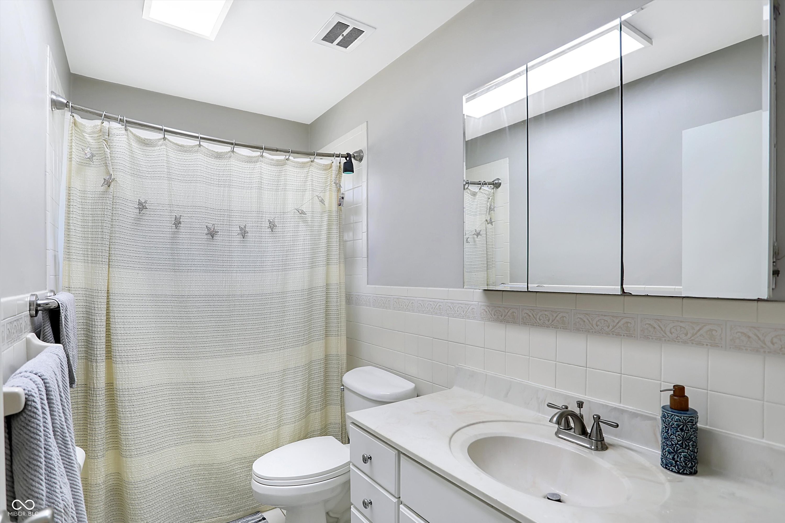 7242 Graham Road Indianapolis, IN 46250 - Photo 14 of 41 Gallery Image 14