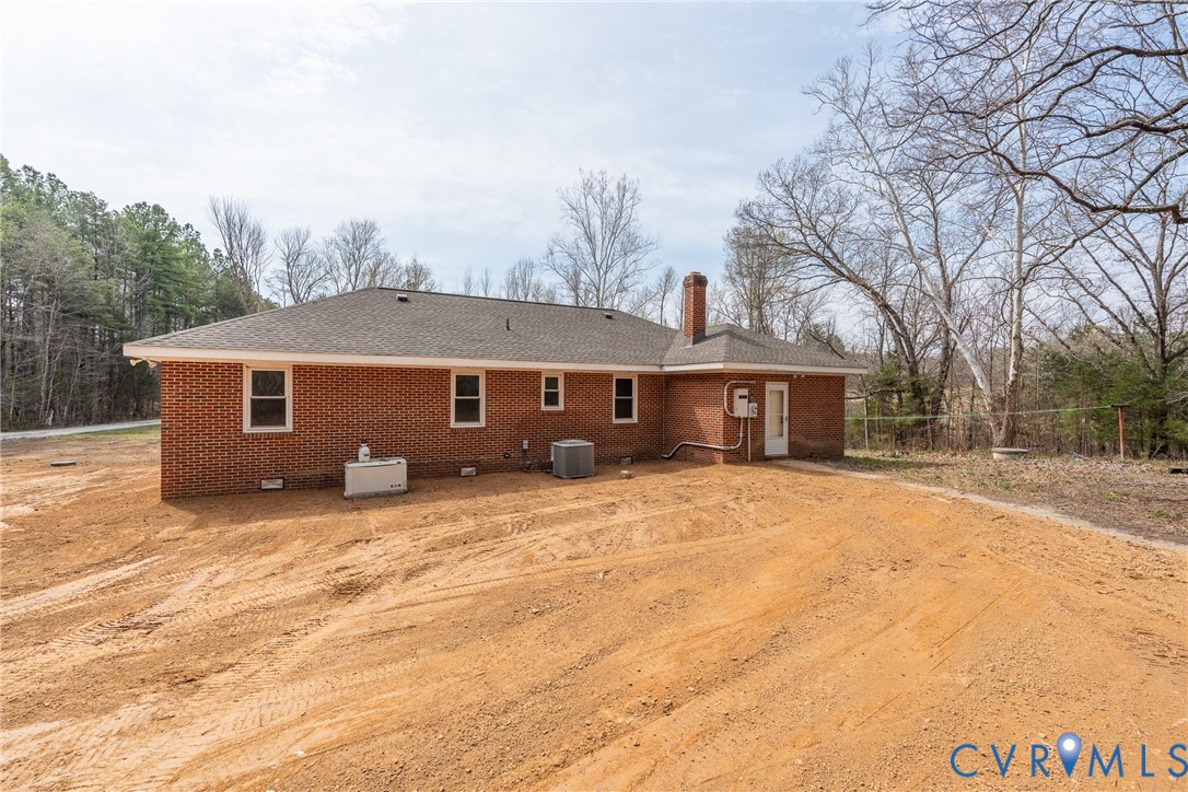 4510 3 Square Road Goochland, VA 23063 - Photo 4 of 36