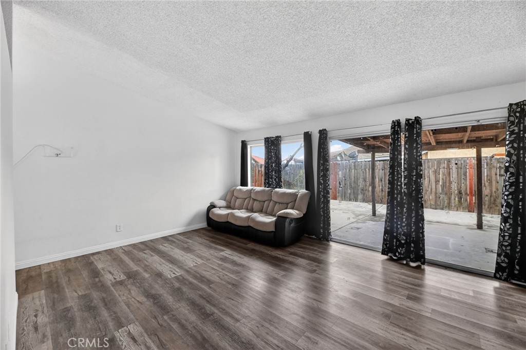 129 Olivetree Drive Perris, CA 92571 - Photo 11 of 33