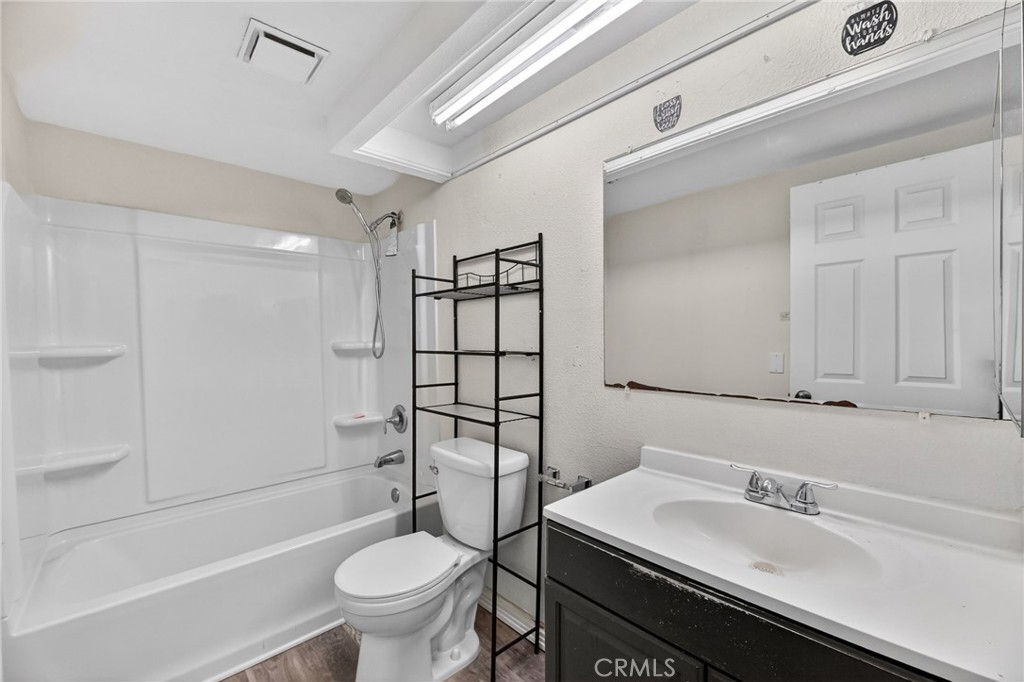 129 Olivetree Drive Perris, CA 92571 - Photo 21 of 33