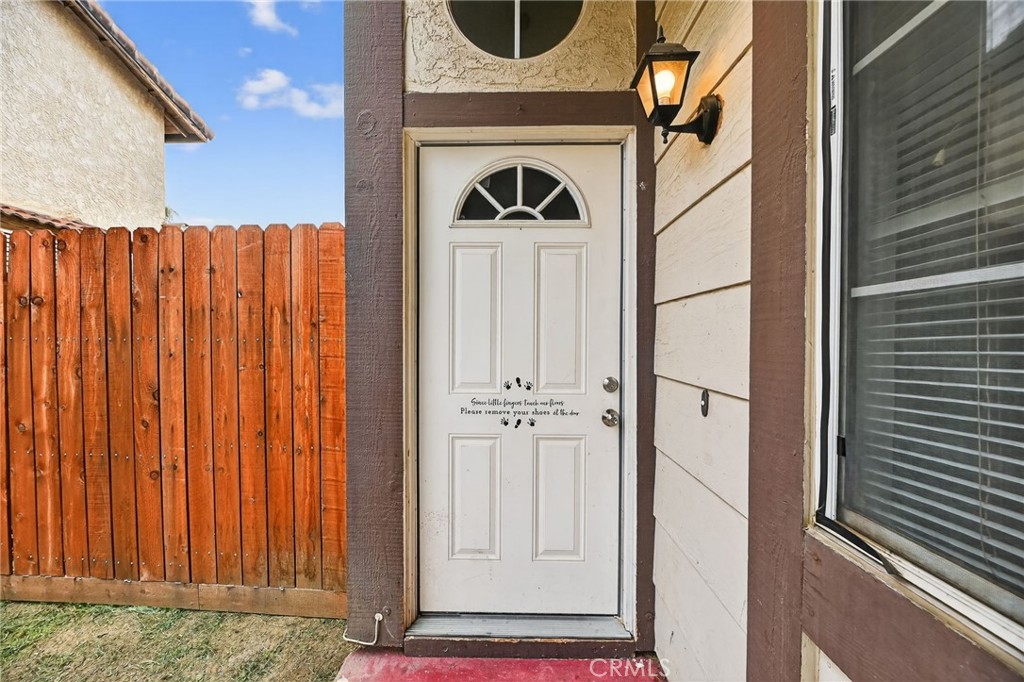 129 Olivetree Drive Perris, CA 92571 - Photo 7 of 33