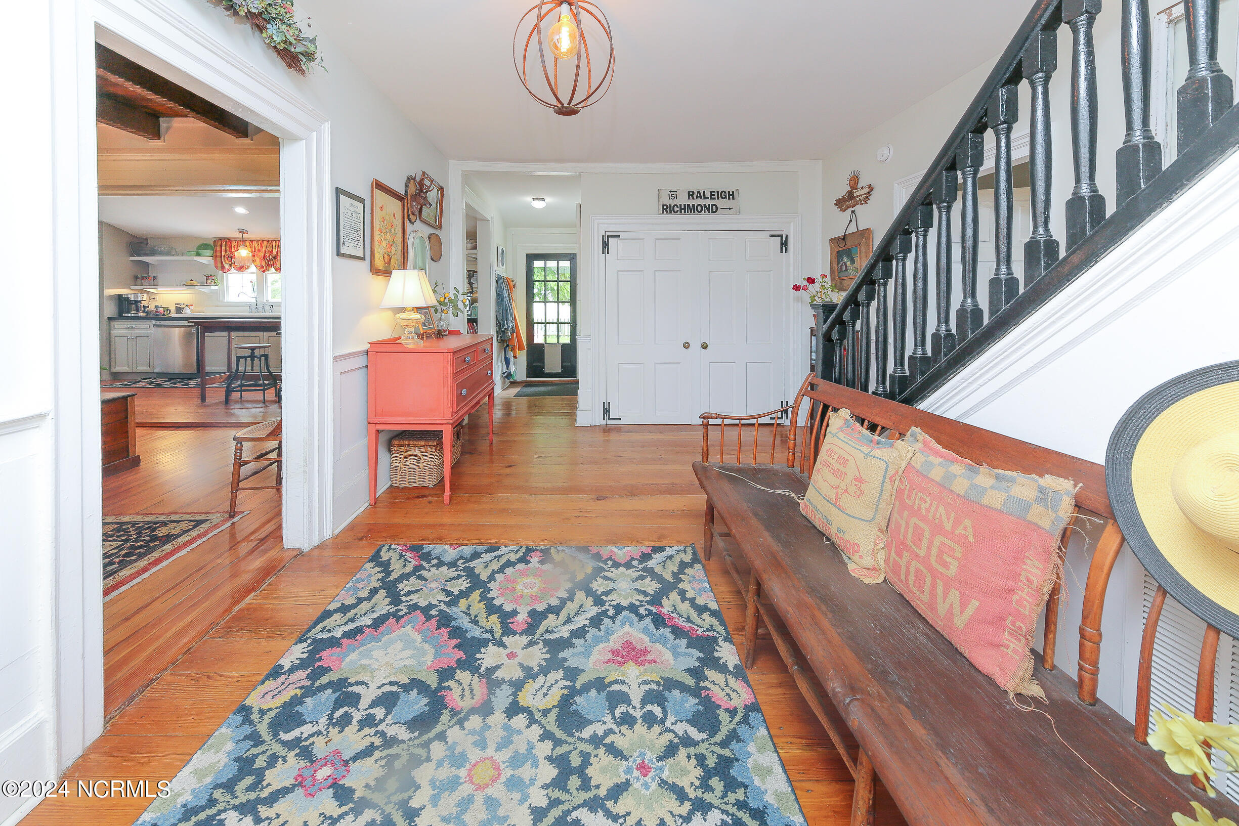 398 New Hope Road Hertford, NC 27944 - Photo 6 of 72 Foyer from front door