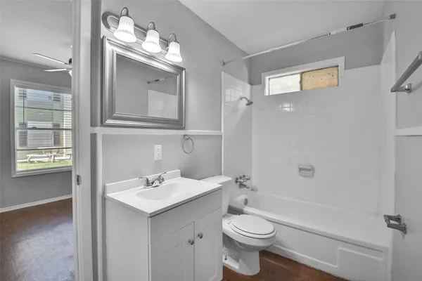 $900 | 1511 Broadmoor Drive, Unit D, Bryan, TX 77802
