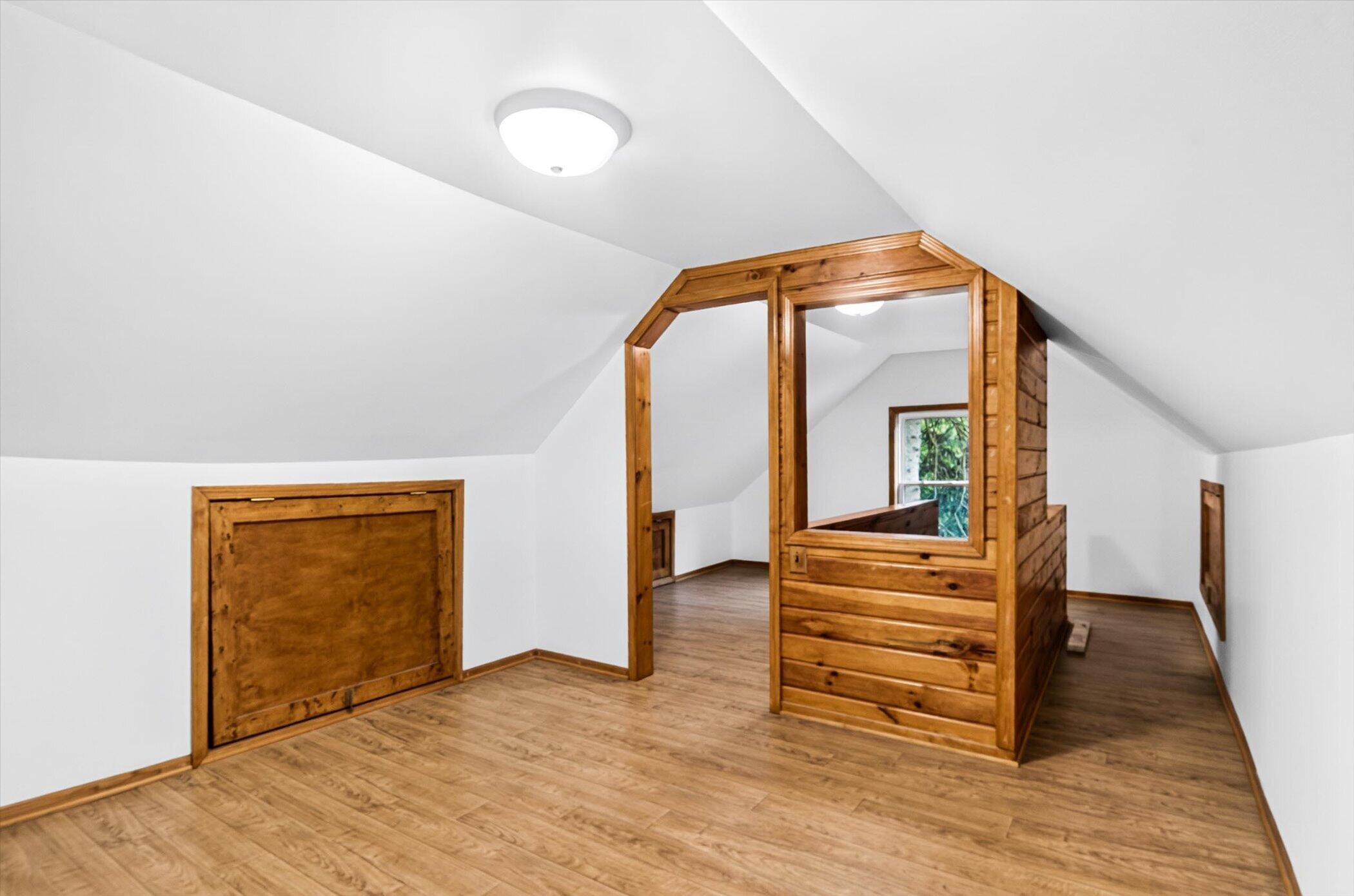 6109 Brooklyn Road Jackson, MI 49201 - Photo 19 of 25 19-6109-Brooklyn-Rd-WindowStill-Photogra