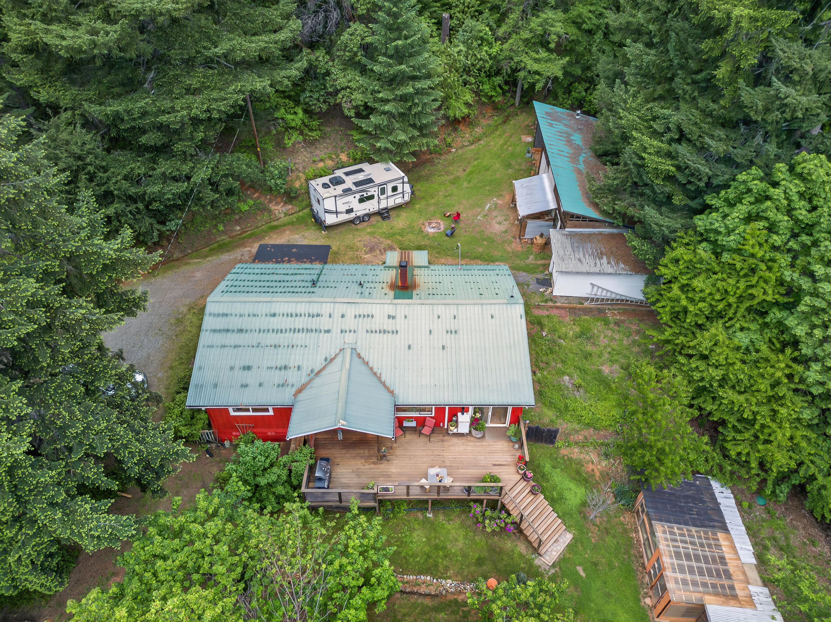 181 Brimstone Road Wolf Creek, OR 97497 - Photo 60 of 72 05-6