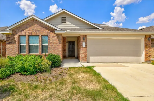 $2,400 | 7220 Longford Trail, Austin, TX 78754