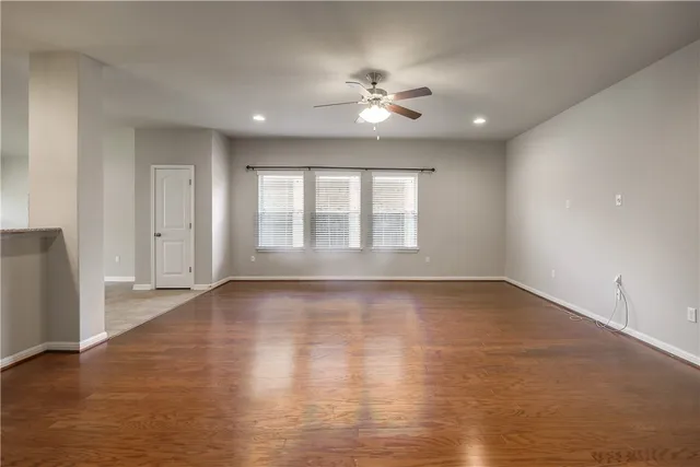 $2,400 | 7220 Longford Trail, Austin, TX 78754