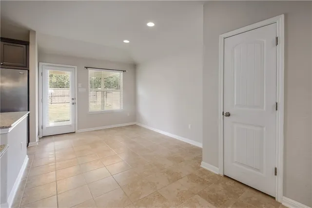 $2,400 | 7220 Longford Trail, Austin, TX 78754