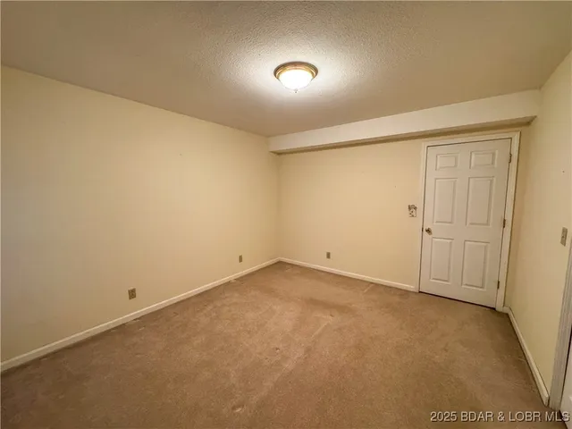 $549,000 | 22471 Hwy Mm, Versailles, MO 65084