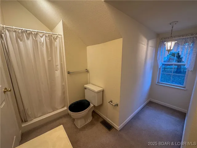 $549,000 | 22471 Hwy Mm, Versailles, MO 65084