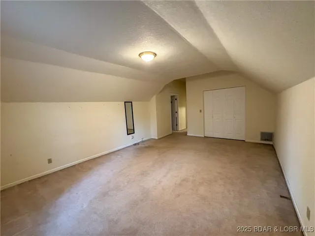 $549,000 | 22471 Hwy Mm, Versailles, MO 65084