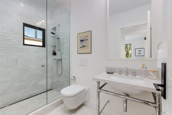 $3,500,000 | 2998 West Dry Creek Road, Healdsburg, CA 95448