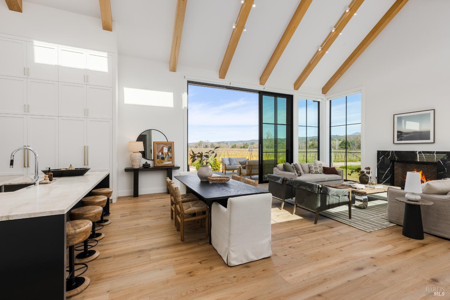 2998 West Dry Creek Road Healdsburg, CA 95448 - Photo 4 of 47