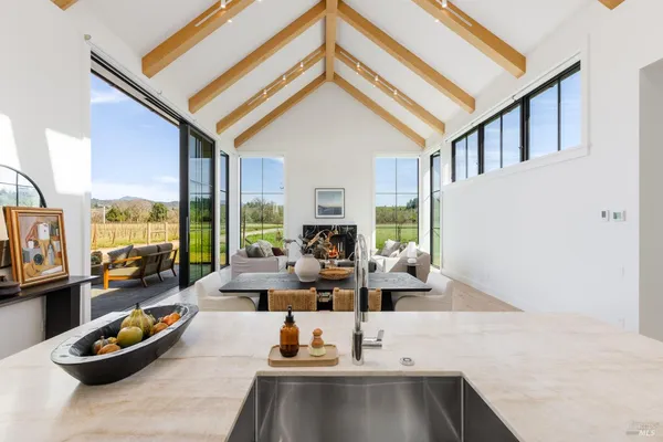 $3,500,000 | 2998 West Dry Creek Road, Healdsburg, CA 95448